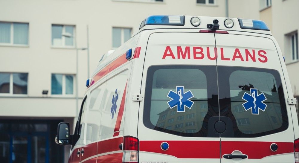 Sąsiad usłyszał niepokojące dźwięki. Policja uratowała 42-latka w ostatniej chwili!